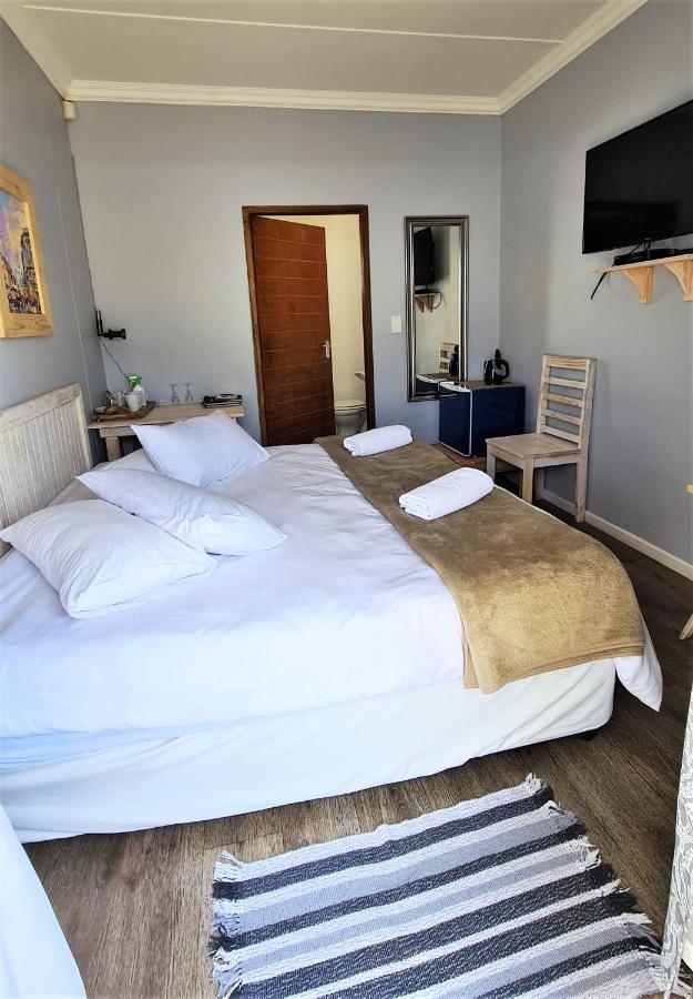 Tiende Laan Bed & Breakfast And Self-Catering Walvis Bay Kültér fotó
