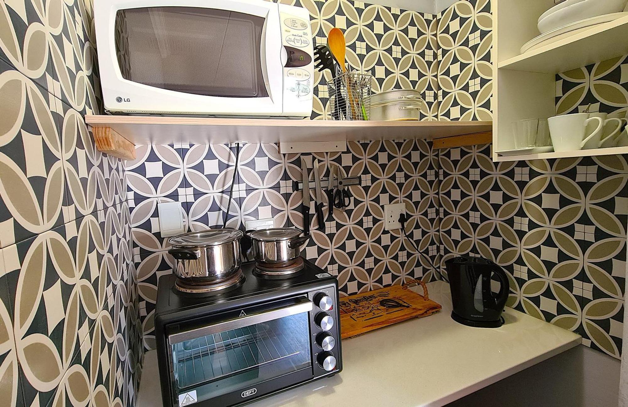 Tiende Laan Bed & Breakfast And Self-Catering Walvis Bay Kültér fotó