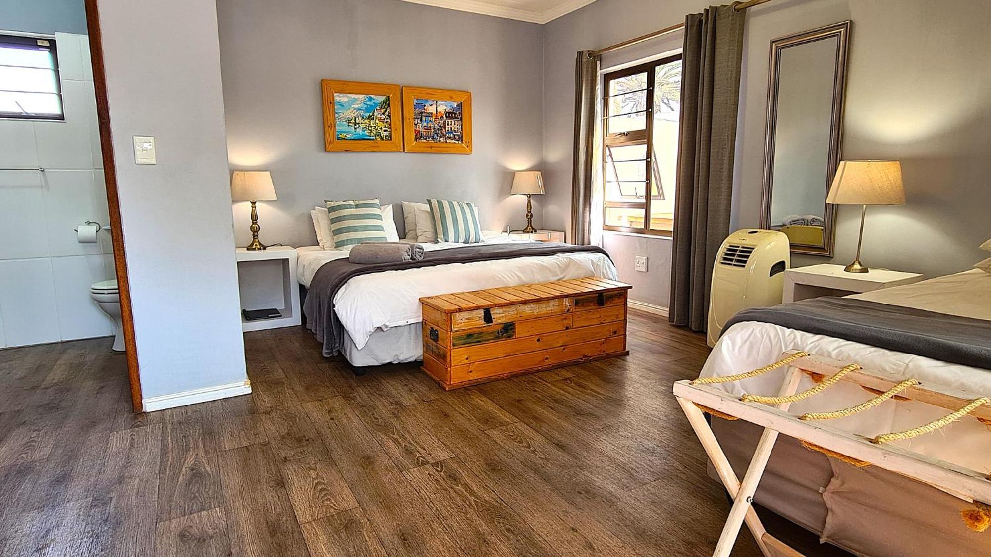 Tiende Laan Bed & Breakfast And Self-Catering Walvis Bay Kültér fotó